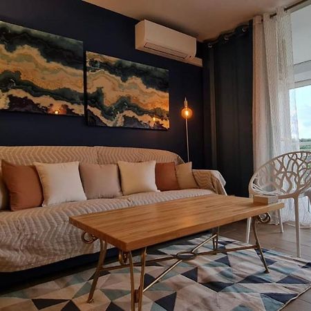Charm And Sea, Large Studio Designed By Architect Cul de Sac Dış mekan fotoğraf